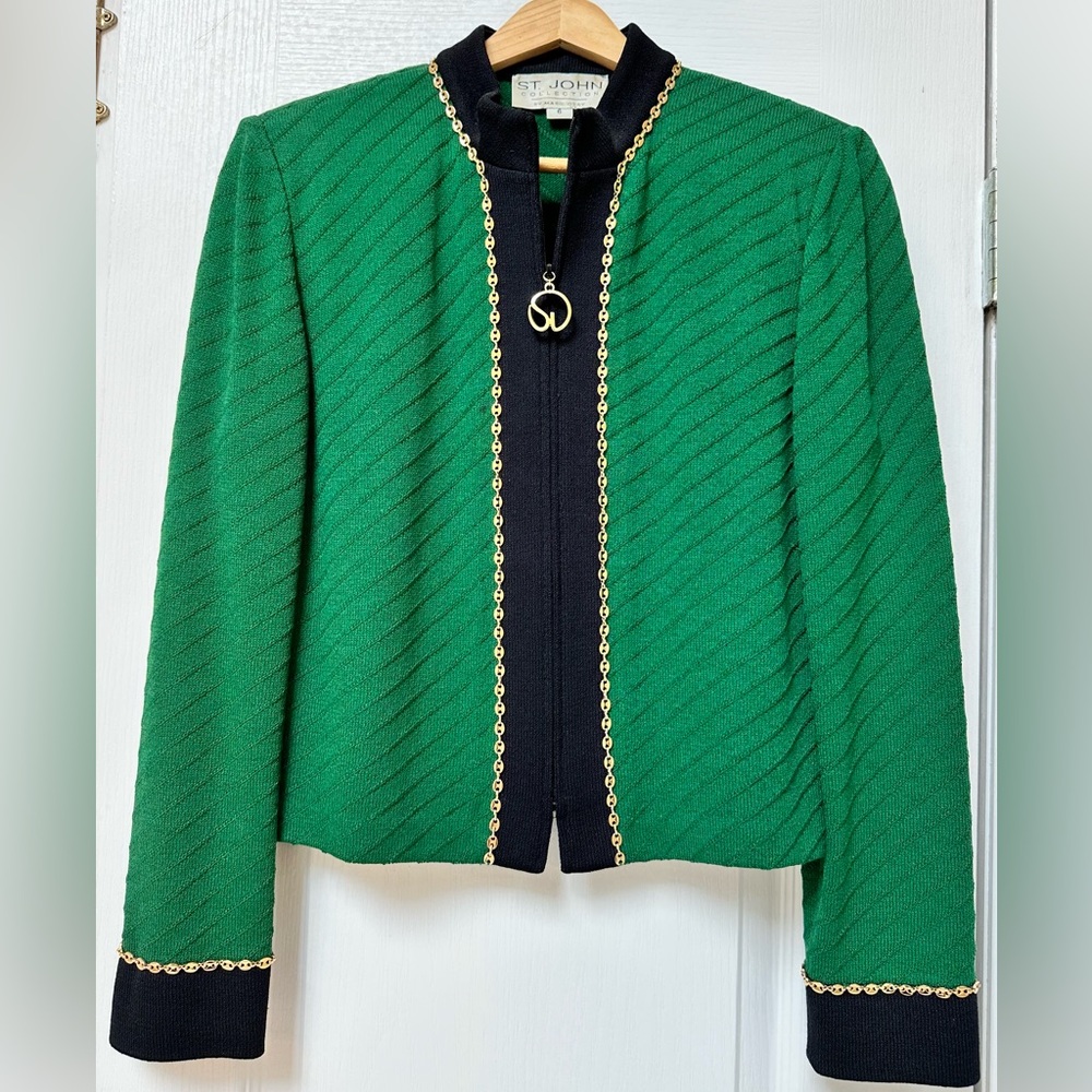 St. John - Size 6